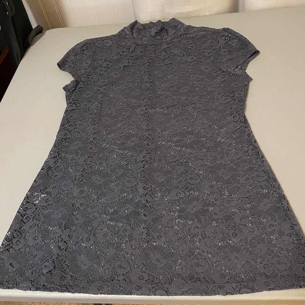 Express Dark Gray Stretch Lace Short Sleeve Top with Mock Neck Womens Size L